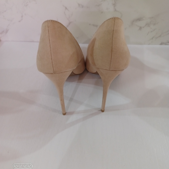 Wild diva tan suede shoes - Picture 1 of 4
